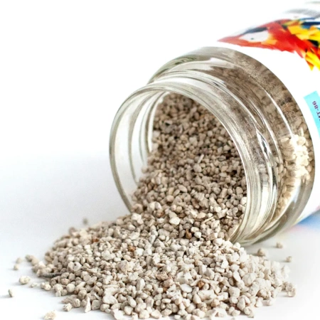 Кальций ракушечника кормовой для попугаев, канареек (белый) 250гр банка 1*15